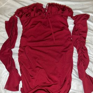 Great quality red dress! SUPER SEXY